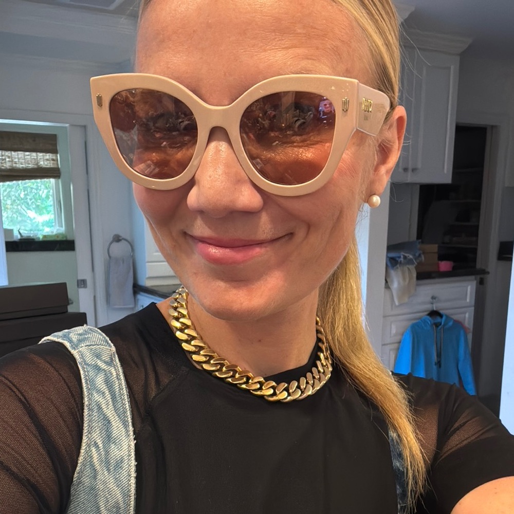 Fendi FF Pink Sunglasses - Picture 4 of 7